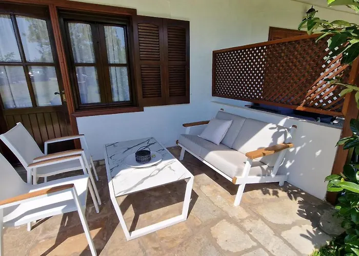 Halkidiki, Family House To Enjoy By The Holiday home Kalyves Polygyrou