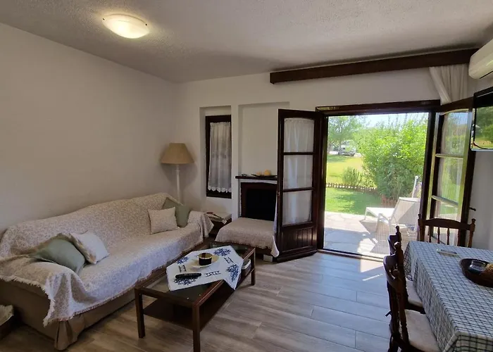 Halkidiki, Family House To Enjoy By The Holiday home Kalyves Polygyrou